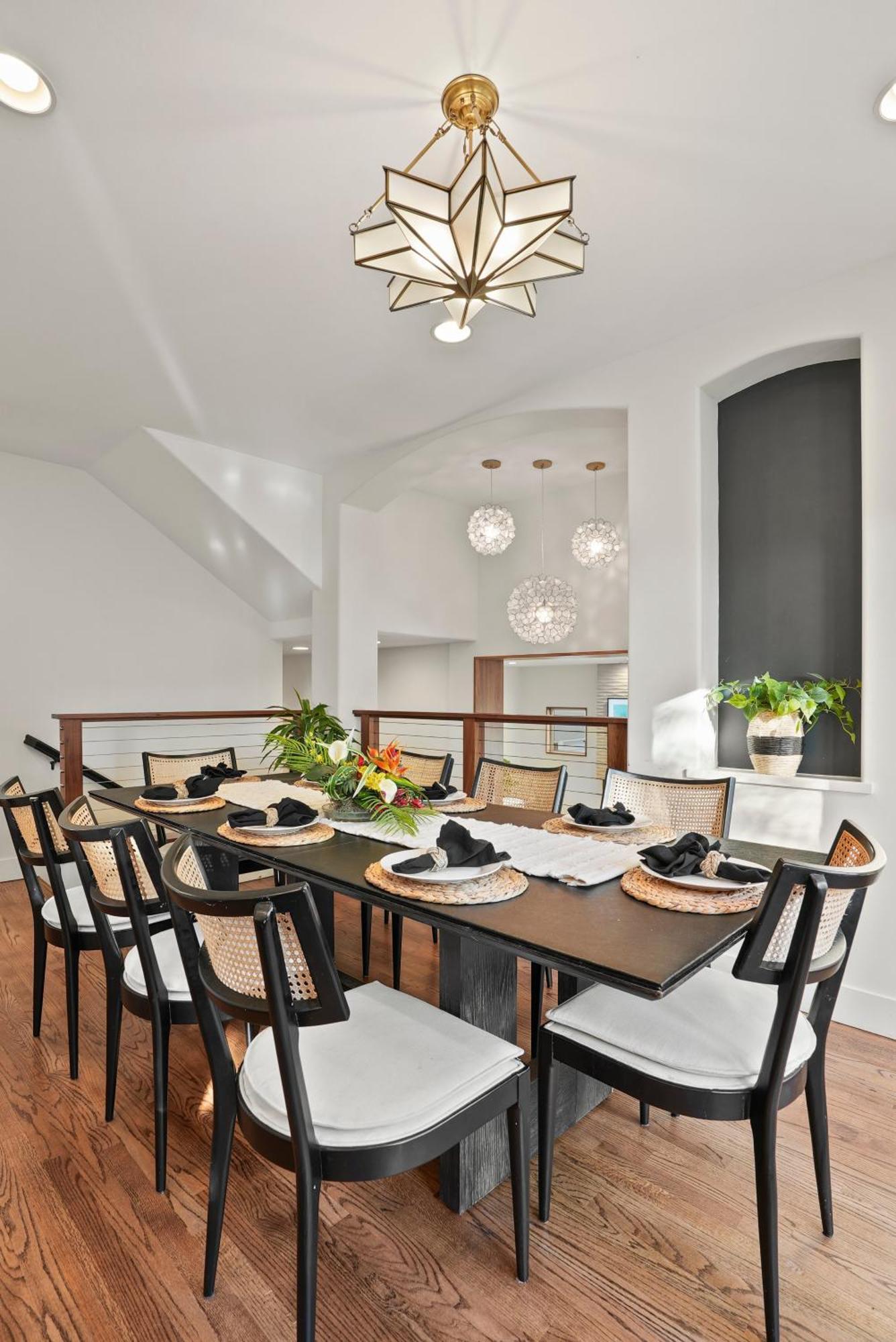 Village Vistas - Walk To And Lj Village, Ac, *
